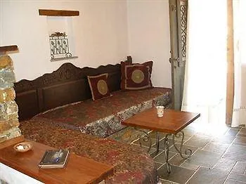 Sifnaika Konakia Traditional Settlements 卡马雷