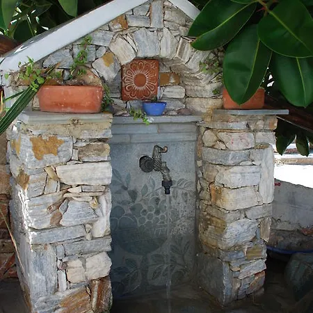 Sifnaika Konakia Traditional Settlements 招待所 卡马莱